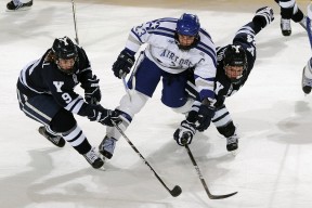 九游娱乐(jiuyou)官网-“意甲逆转高潮：逆境中的坚持换来胜利”，意甲转会期