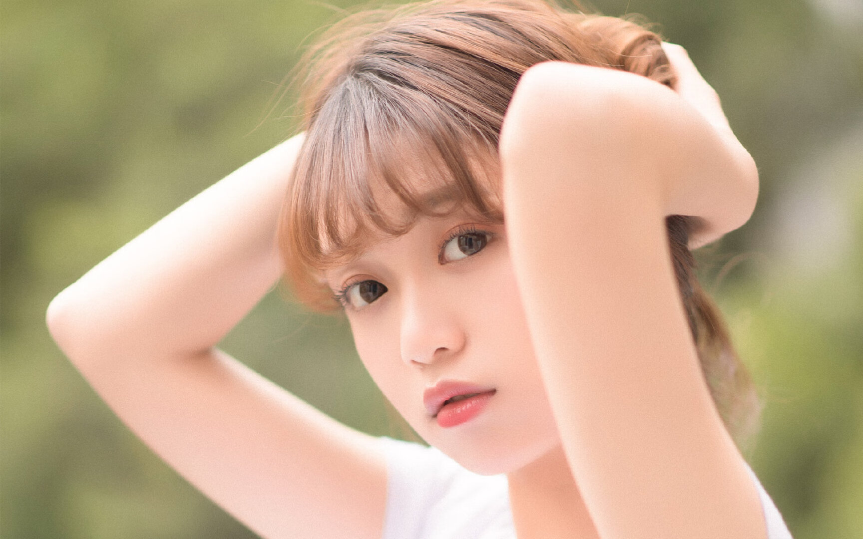 德国男子110米栏选手在预赛中表现出色,晋级半决赛,德国百米纪录