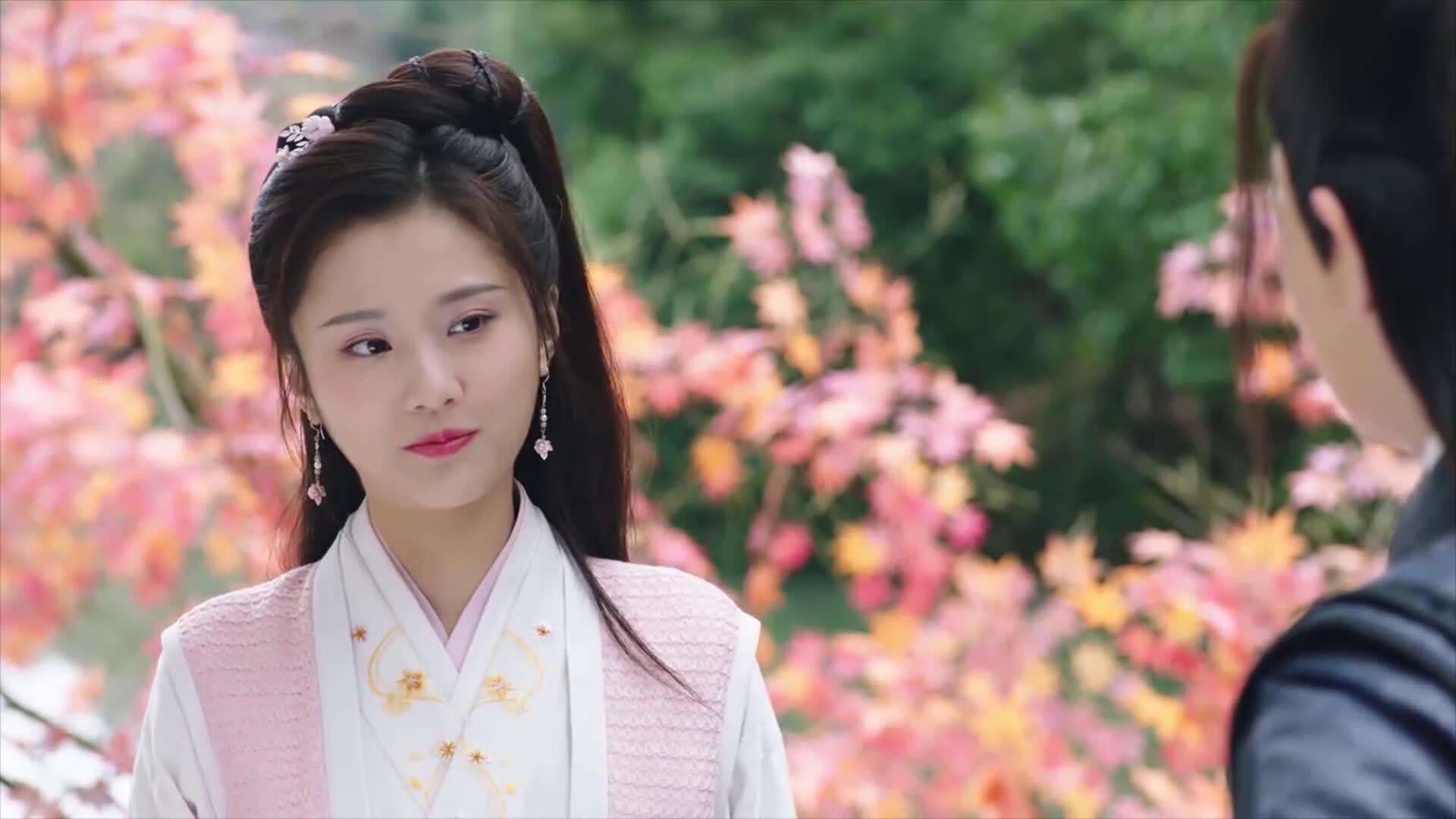 赛季首场比赛全纪录,第一赛季