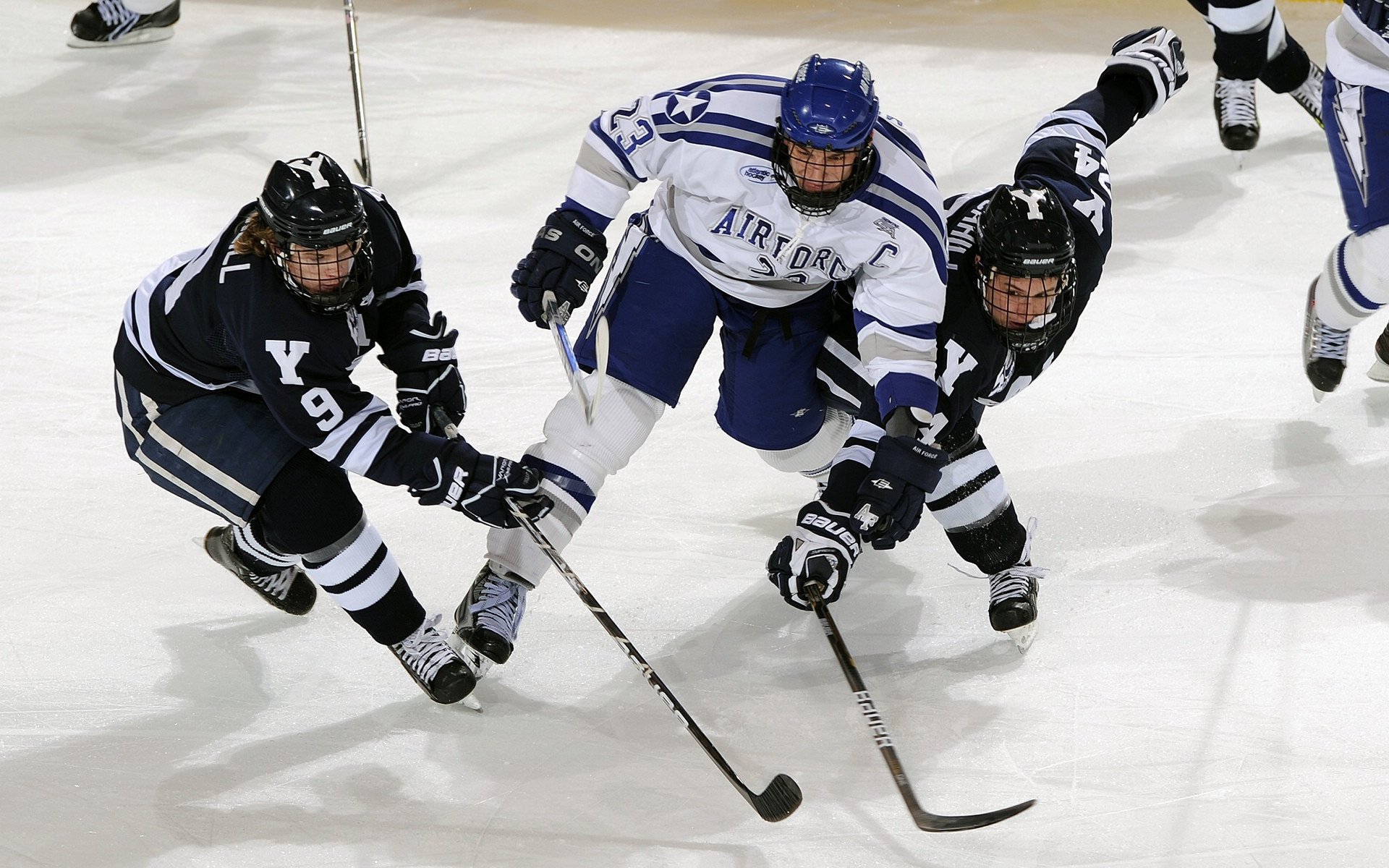 【比分追踪】近期最受关注的六场焦点比赛汇总,焦点球员组合包
